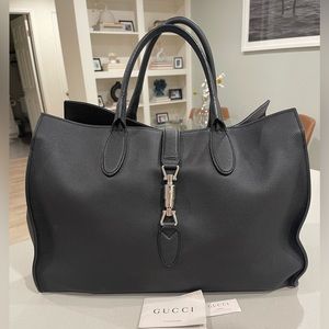 Gucci  Large Jackie Tote in Black